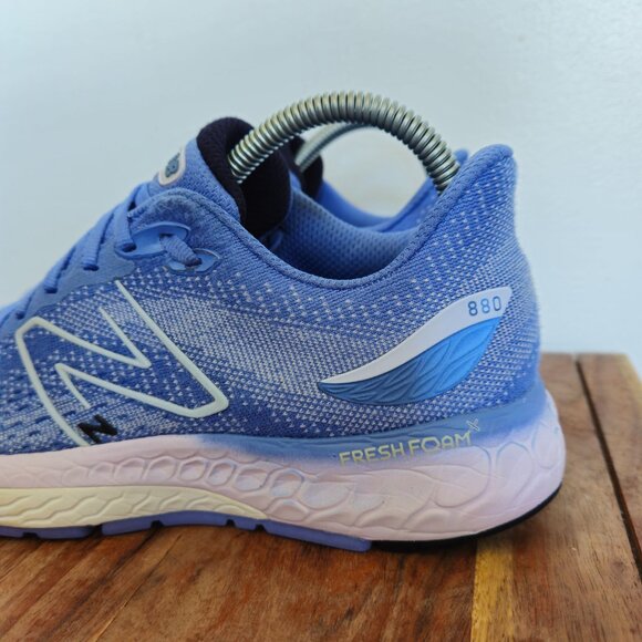New Balance Women's Fresh Foam x 880v12 Night Air Libra Blue Size 8 B W880L12 - Picture 2 of 9